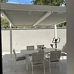 Luxueuse Et Moderne Avec Piscine !