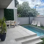 Luxueuse Et Moderne Avec Piscine ! *