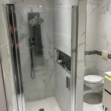 Luxueuse Et Moderne Avec Piscine ! فيلة
