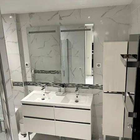 Luxueuse Et Moderne Avec Piscine ! فيلة